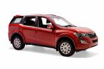 Mahindra XUV500 2015 года